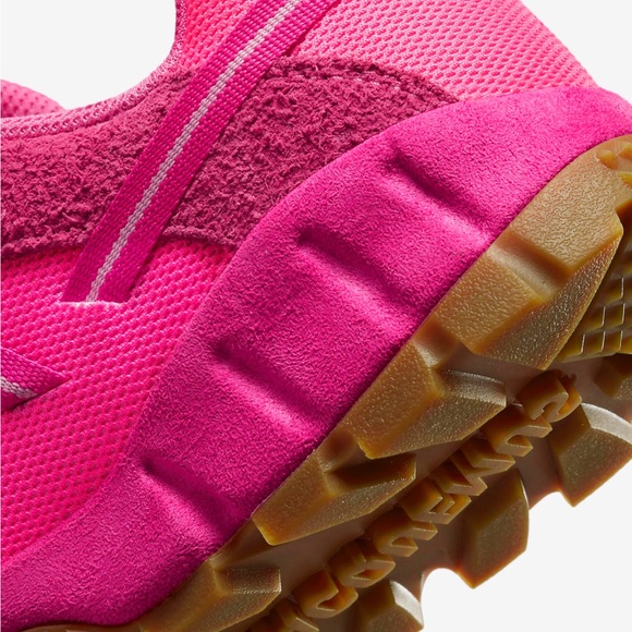 Sold NIKE X JACQUEMUS AIR HUMARA LX - Picture 5 of 9